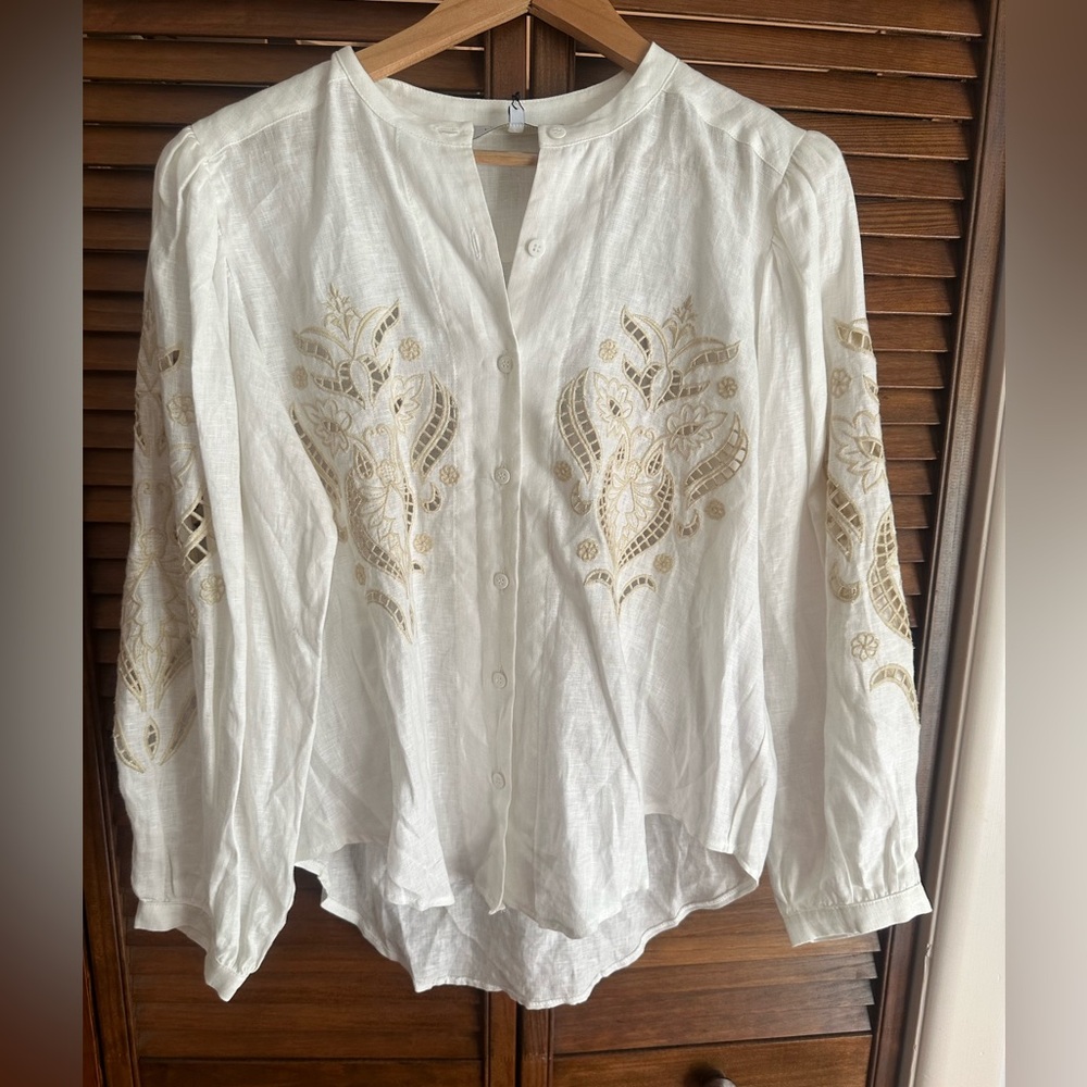 Lug Von Siga never been worn linen blouse-size medium